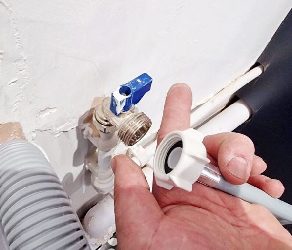 ایجاد انسداد در مسیر ورودی آب لباسشویی